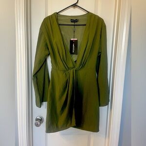 Pretty little thing dress-nwt